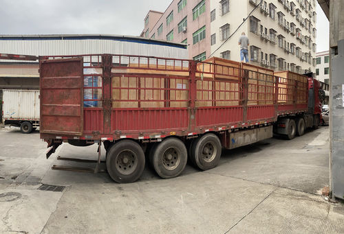 Najnowsze wiadomości firmy o Wysyłka do Kazachstanu 12L Wipes Machine